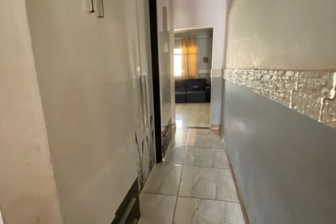 052ad403-bdd9-401c-9189-18df56d63c73