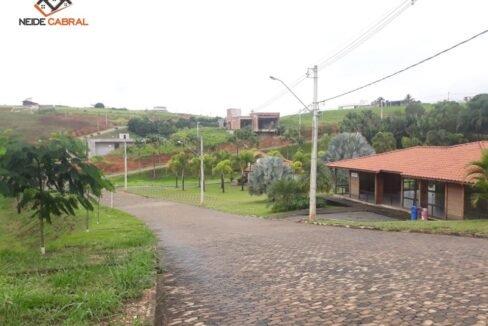 Slide1-2