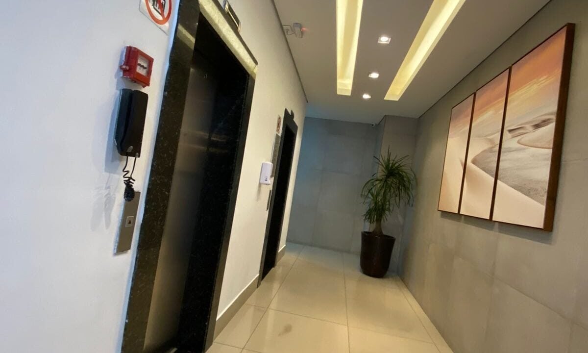 338eb0a3-d2b1-4cb1-be03-26e468a16c29-1