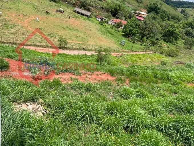 OPORTUNIDADE IMPERDIVEL! EXCELENTE TERRENO COM ÓTIMA LOCALIZAÇÃO EM UBÁ PEQUENO. 